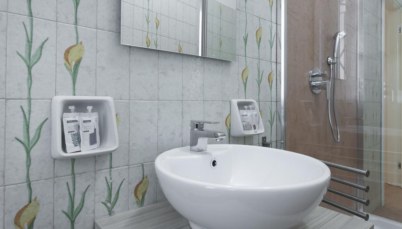 Apartamento Italianway-Nerino Milán Exterior foto
